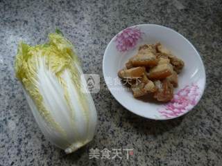 红烧肉煮娃娃菜的做法步骤：1