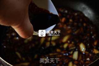 好一碗香喷喷的【腊肉香肠焖饭】的做法步骤：7