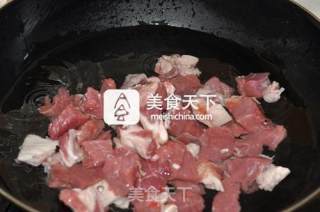 红烧牛肉面的做法步骤：2