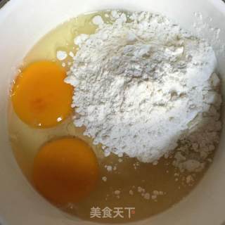 快手酸甜苹果小煎饼的做法步骤：3