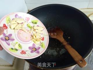 夏日快手菜——木耳豆芽炒肉丝的做法步骤：12