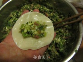 芹菜猪肉饺子的做法步骤：9