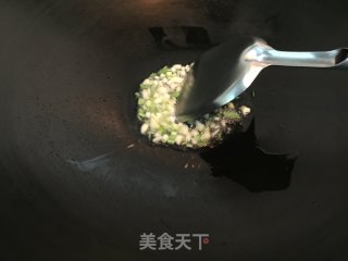 肉酱面的做法步骤：2