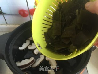 豆腐味增汤的做法步骤：7