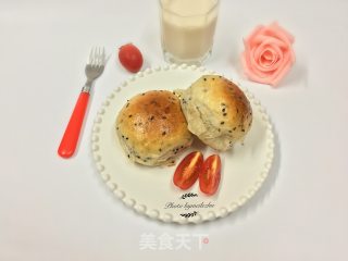 椰香黑芝麻面包的做法步骤：12