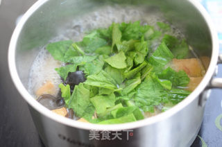 鸡汁小白菜豆腐汤的做法步骤：7