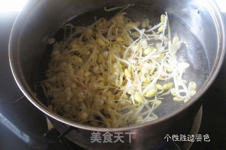 黄豆芽炒肉丝的做法步骤：4