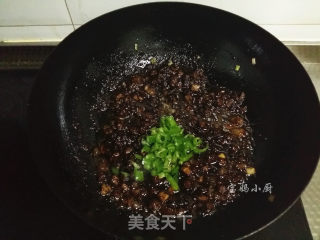 香菇肉酱的做法步骤：6