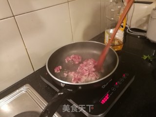 快手家常菜-芹菜炒牛肉丝的做法步骤：4