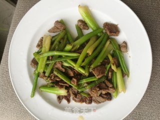 快手家常菜-芹菜炒牛肉丝的做法步骤：6