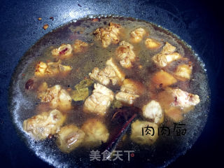 土豆炖排骨#肉肉厨的做法步骤：8