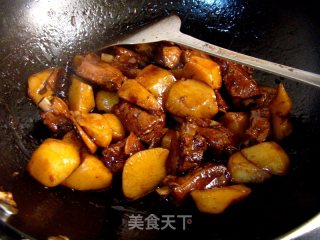 土豆炖排骨的做法步骤：10