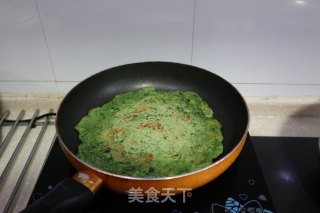 菠菜蛋饼的做法步骤：6