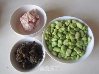 【湖北】肉末雪菜炒蚕豆米的做法步骤：1