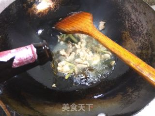 【苏州】酸菜冬笋炒肉丝的做法步骤：6