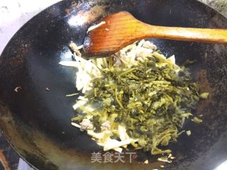 【苏州】酸菜冬笋炒肉丝的做法步骤：8