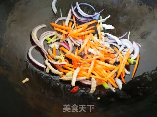 【烟台】家常青菜肉丝炒面的做法步骤：6