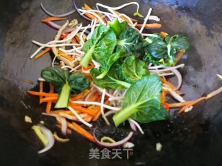 【烟台】家常青菜肉丝炒面的做法步骤：7