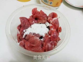 青椒炒肉片的做法步骤：5