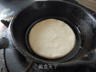 【开封】芝麻盐烧饼的做法步骤：6