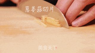 翡翠虾仁珍珠面的做法步骤：1