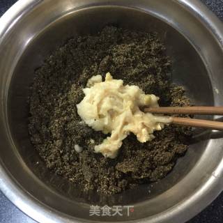 小鸡芝麻花生汤圆的做法步骤：6