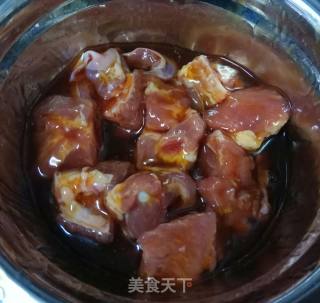 土豆蒸排骨的做法步骤：2