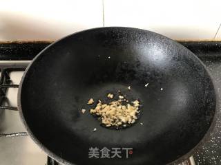 豆豉鲮鱼油麦菜的做法步骤：3