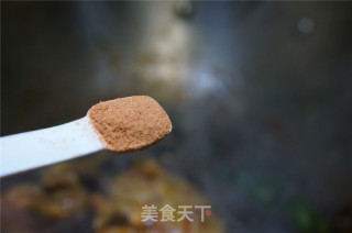 小炒腊牛肉的做法步骤：9