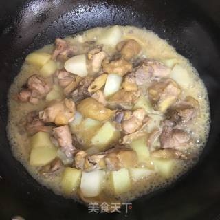 腐乳土豆炒土鸡的做法步骤：4