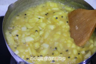 宝宝营养餐—苹果百香果酱的做法步骤：11