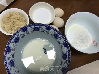 详文图解热销网红甜品拔丝蛋糕的做法的做法步骤：1