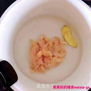 【果果妈妈辅食分享】番茄鸡肉面推荐月龄：9个月+的做法步骤：2