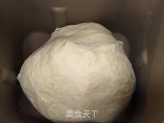 牛奶豆沙小餐包的做法步骤：1