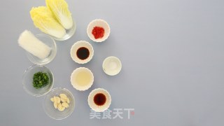 西屋特约之蒜蓉粉丝蒸娃娃菜的做法步骤：1