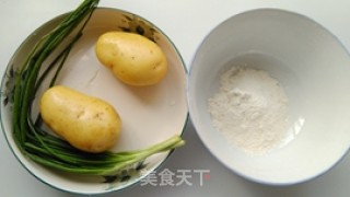 土豆丝饼的做法步骤：1