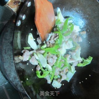 鲜榨菜炒肉的做法步骤：5