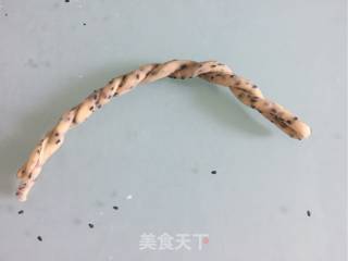 芝麻小麻花的做法步骤：10