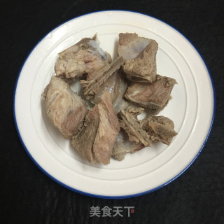 赤小豆骨头汤的做法步骤：1