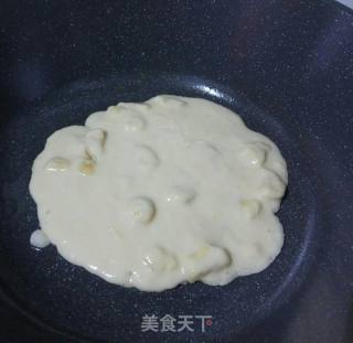 香蕉奶香煎饼的做法步骤：10