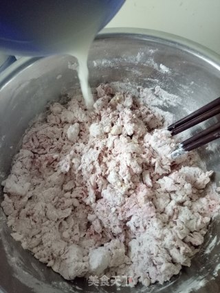 豆渣红玫瑰馒头的做法步骤：3