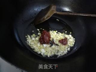 红油豆瓣酱烧鲤鱼的做法步骤：13