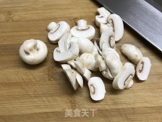 绣花锦蘑菇汤年糕的做法步骤：4