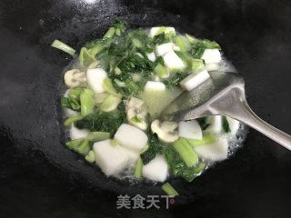 绣花锦蘑菇汤年糕的做法步骤：13