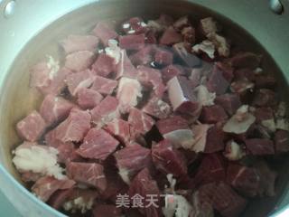 牛肉炖萝卜的做法步骤：3