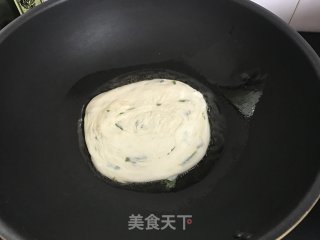 烫面葱香手抓饼的做法步骤：20