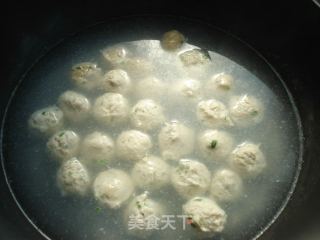 水汆鸡肉丸的做法步骤：5