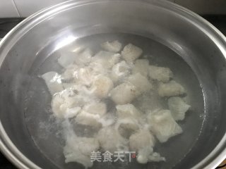 番茄龙利鱼豆腐煲的做法步骤：6