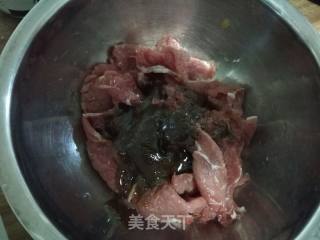 蚝油黑椒牛肉的做法步骤：2