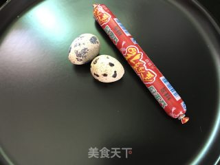 火腿肠太阳蛋的做法步骤：1